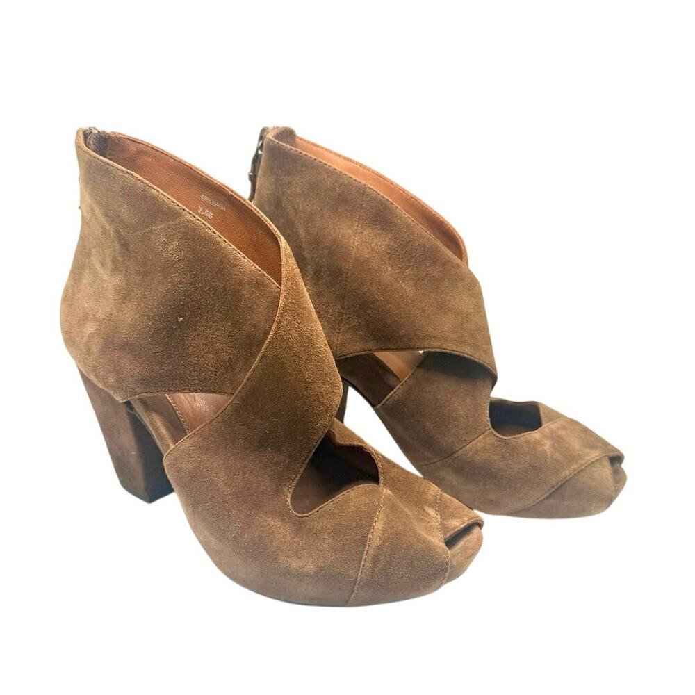 Earthies 'Christiana' peep-toe booties size 7.5